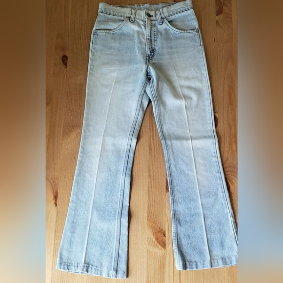 Vintage Levi’s Orange Tab W26 Flare Leg Light Wash Creased - Picture 14 of 16